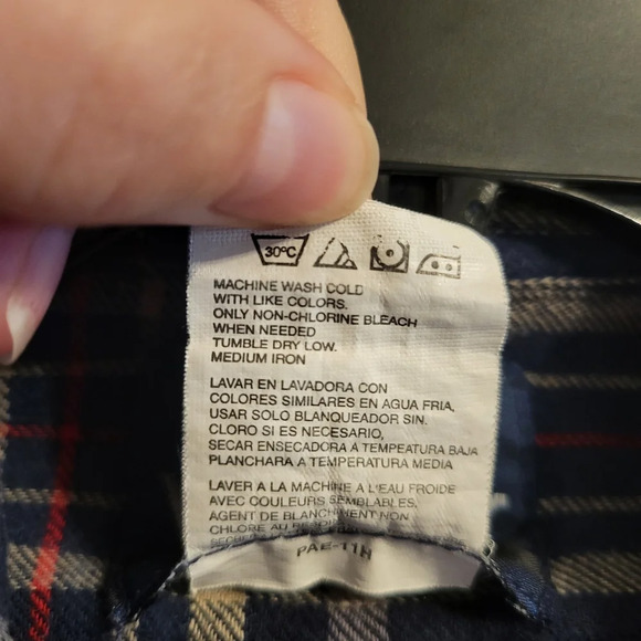 Vintage Wrangler Western Fit Long Sleeve Plaid Pearl Snap Button Flannel Shirt - Picture 6 of 6